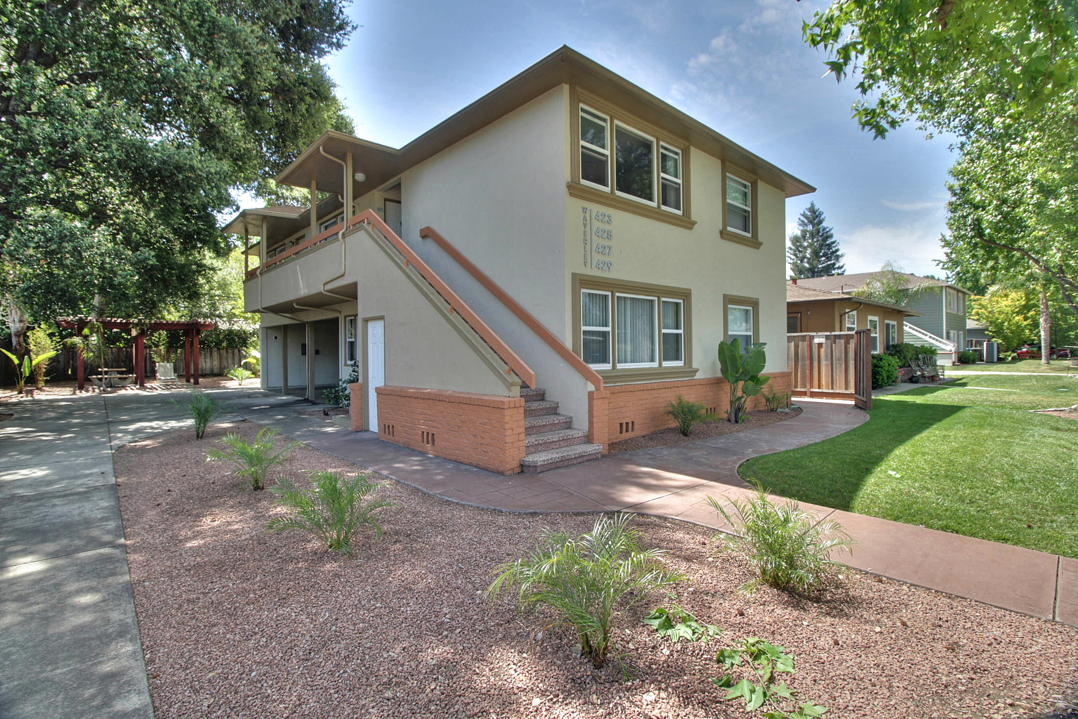 423 - 429 Waverley photo 3